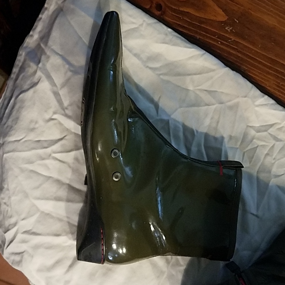 Vinyl olive green bootie